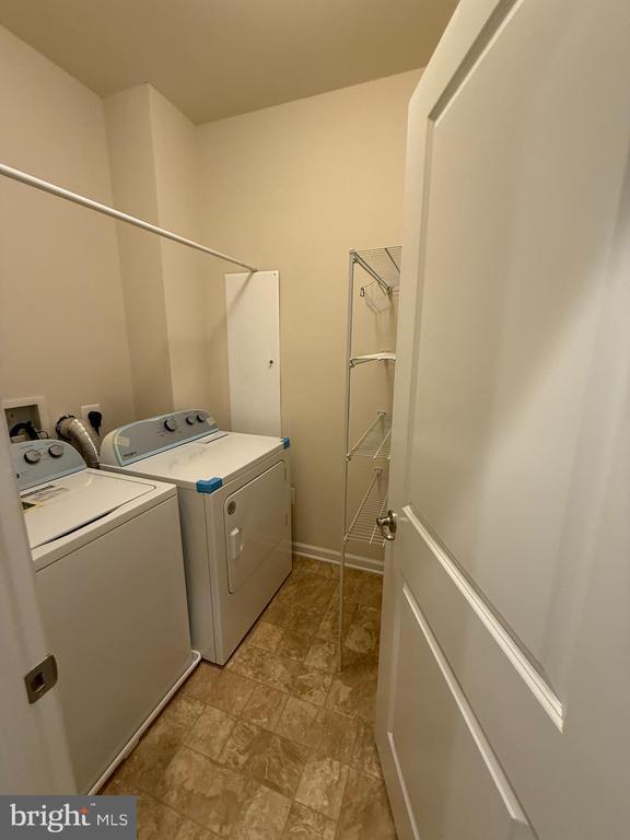 Building Photo - 202 Mill Pond Rd