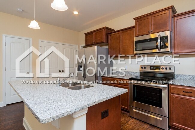 Building Photo - 11330 White Bluff Rd
