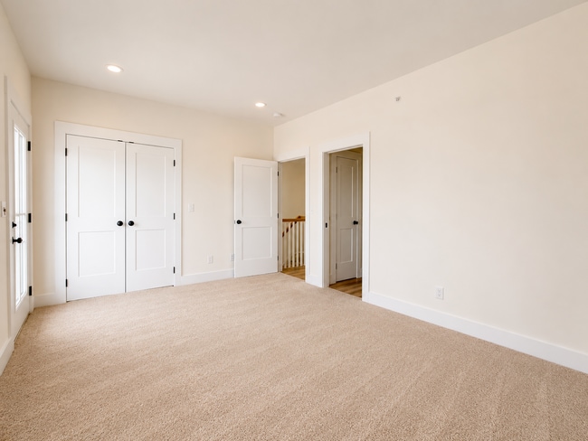 Building Photo - Sunsets, Skyline Views & Resort Living | Highbury's Premier 3-Bedroom Homes