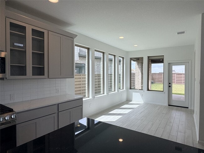 Building Photo - 10702 Ursa St