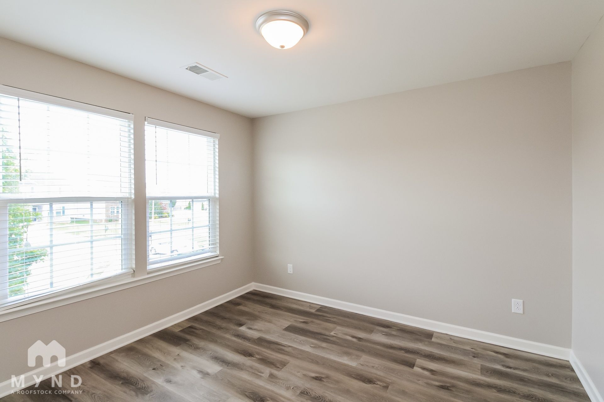 Building Photo - 2212 Pearwick Ct