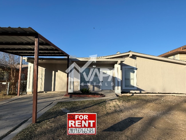 Building Photo - 5714 Elk Lake Dr