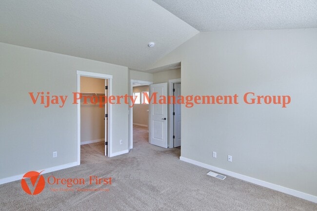 Building Photo - 410 SW Basilone Terrace