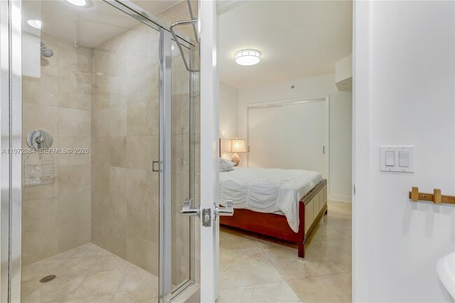 Building Photo - 1830 S Ocean Dr