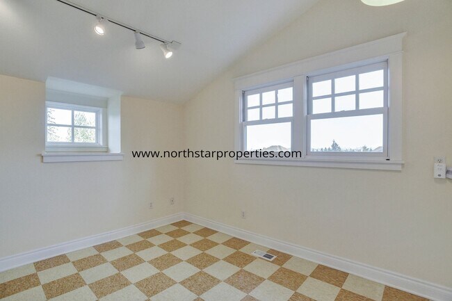 Building Photo - 17151 Wall St