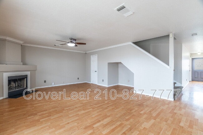 Building Photo - 6203 Lakeview Dr.