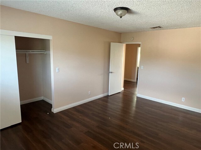 Building Photo - 4935 Sereno Dr