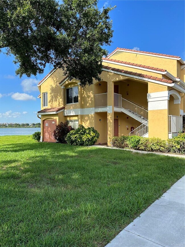 Building Photo - 2647 NW 33rd St