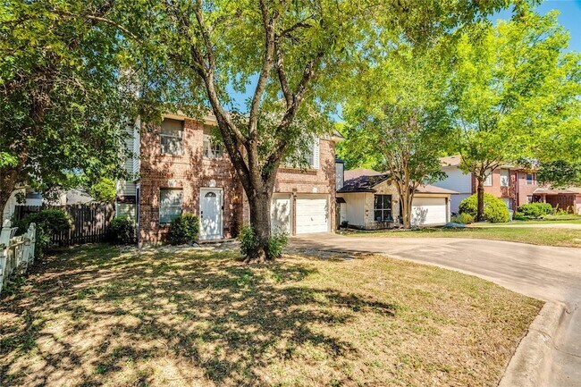 Building Photo - 13808 Lothian Dr
