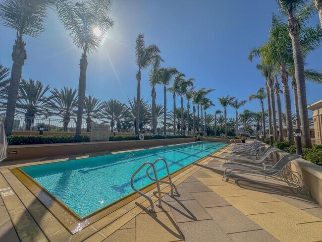 Building Photo - 5068 Scholarship