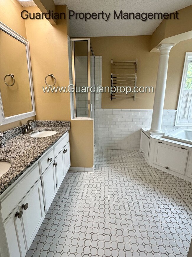 Building Photo - Eagan Single Family Home, Office, Deck, Patio, 2 Car Garage, Available Late July/Aug
