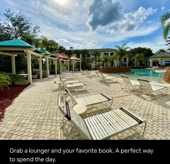 Building Photo - 2 Bedroom 2 Bath Condo For Rent in Kissimm...