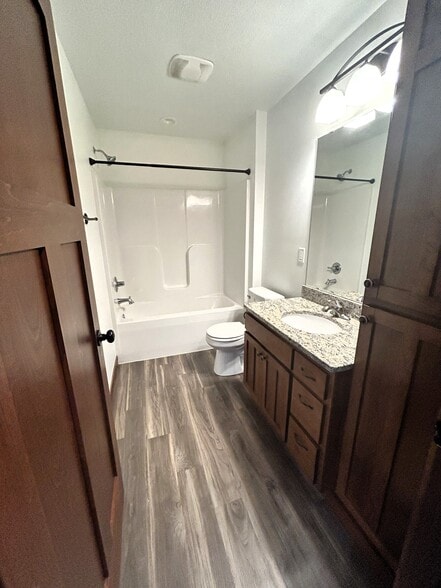 Building Photo - 1759 Aspen Ct