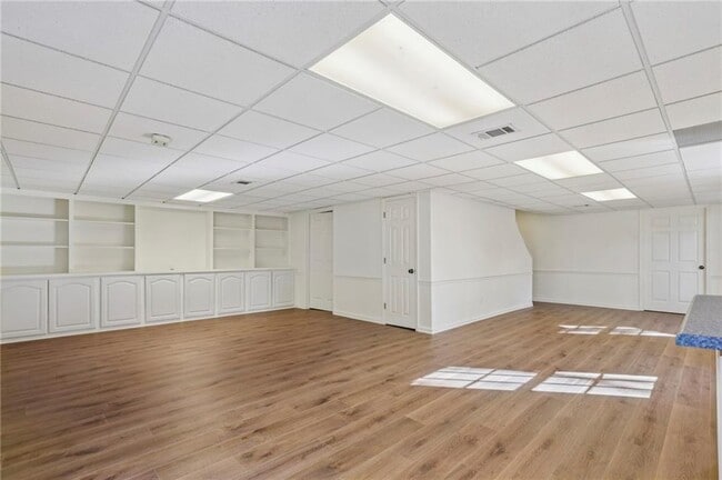 Building Photo - 5189 Hidden Branches Cir