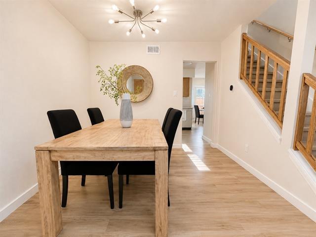 Building Photo - 300 Lamesa Ct