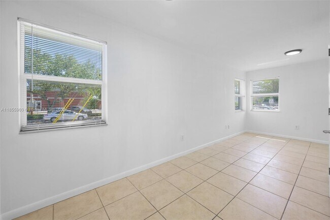 Building Photo - 577 NE 82nd St