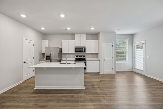 Building Photo - Welcome to Lewisburg Kings Landing