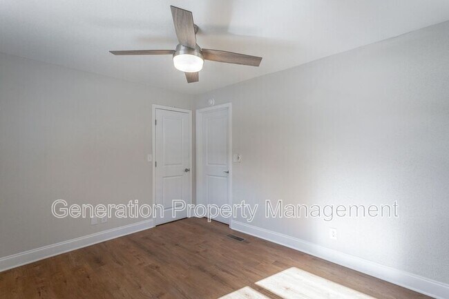 Building Photo - 1902 S Watkins St