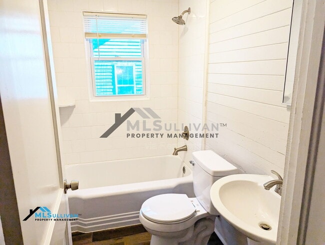 Building Photo - 1012 Berkeley St