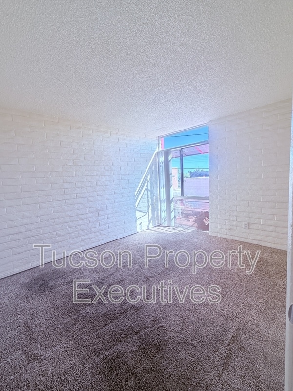 Building Photo - 20 N Leonora Ave