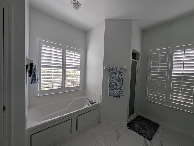 Building Photo - 5227 NW 50th Terrace