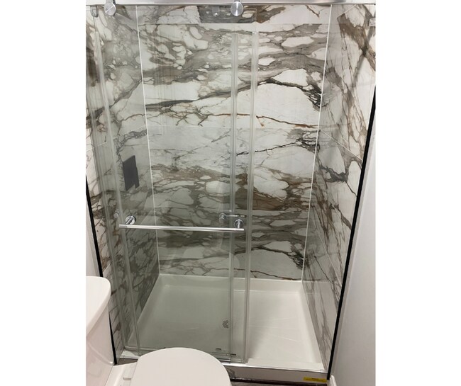 Building Photo - 210 N Mount St