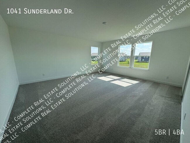 Building Photo - 1041 Sunderland Dr