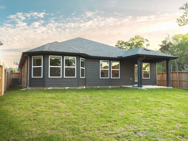 Building Photo - 2010 Bluff Oak Ct