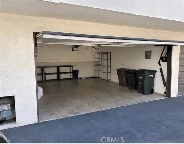 Building Photo - 418 Avenida Santa Barbara