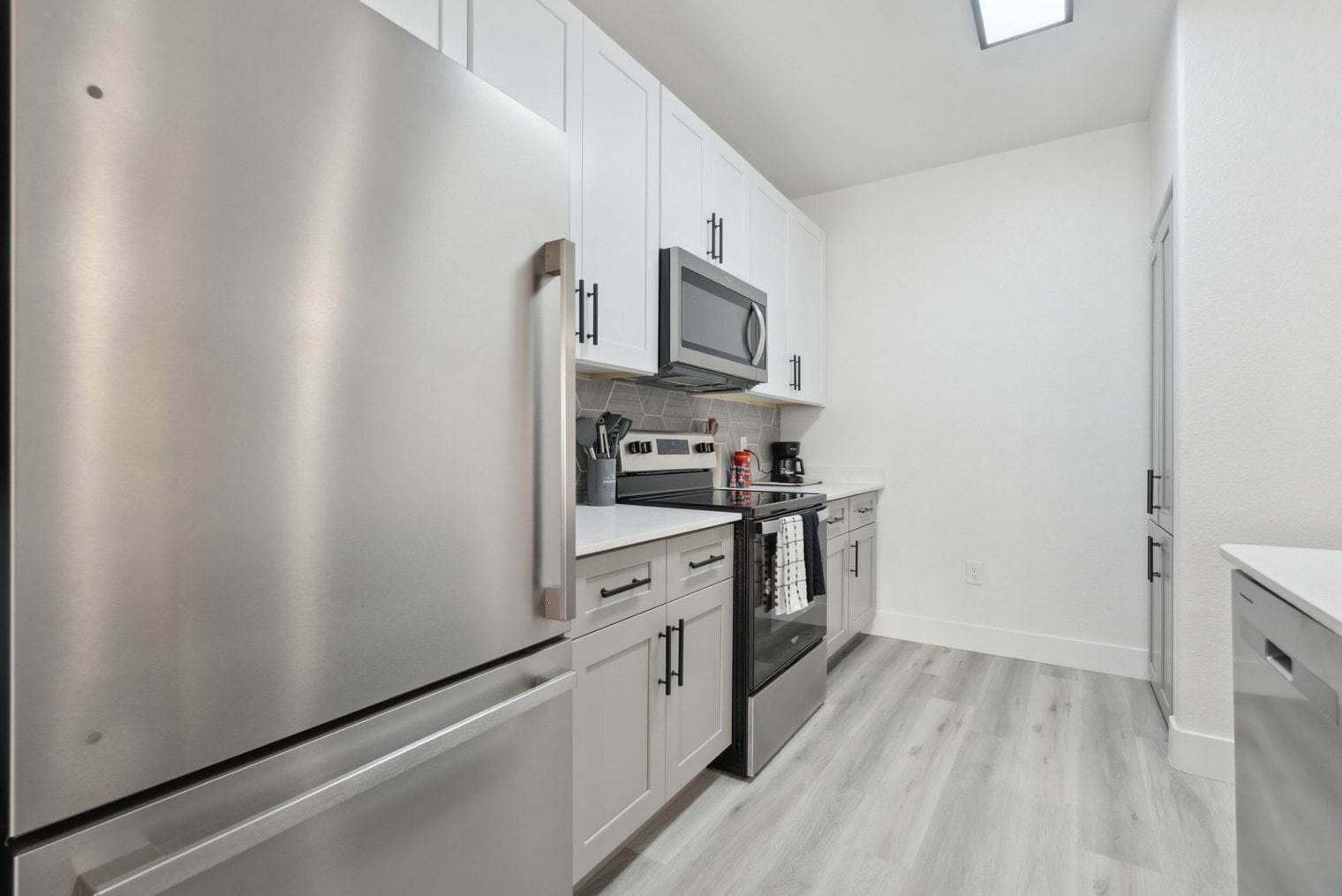 Building Photo - 6610 N 93rd Ave