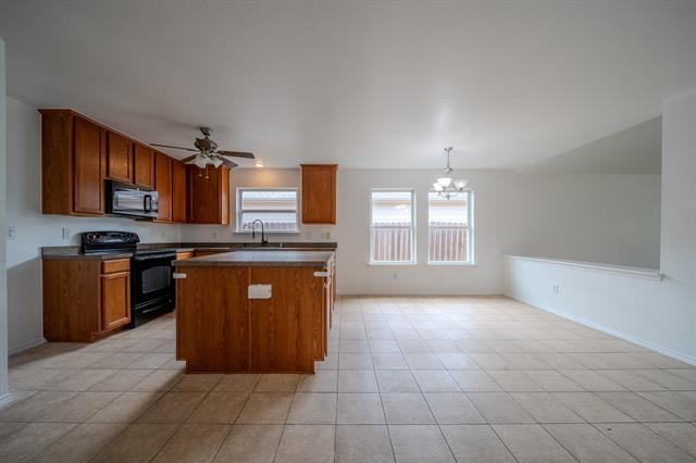 Building Photo - 2037 Cedar Trail