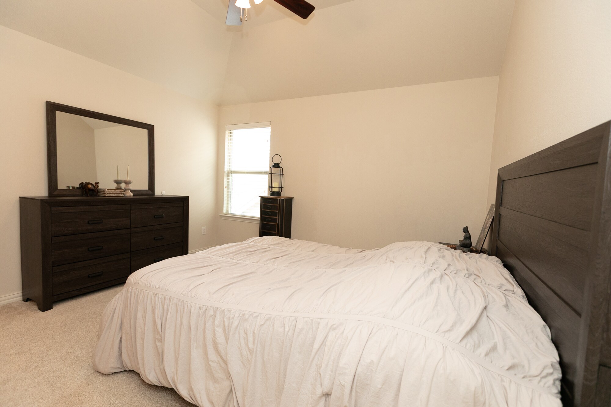 Building Photo - 4637 Seabiscuit St
