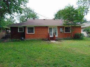 Building Photo - 10232 Pinecrest Dr