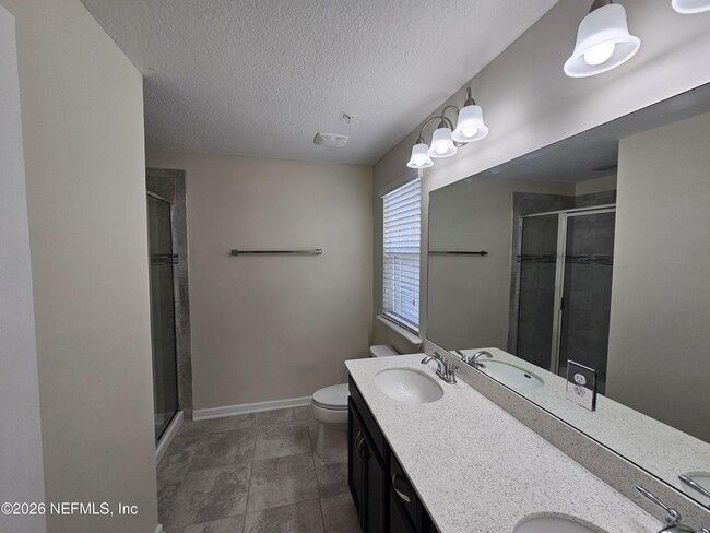 Building Photo - 144 Paradas Pl