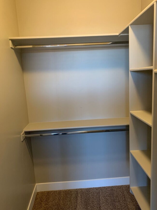 Building Photo - Beautiful Home in Hurricane