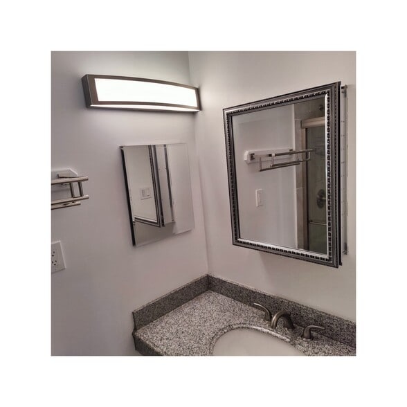 Building Photo - 2356 79th St