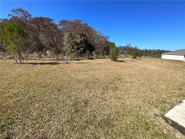 Building Photo - 3905 Treasure Oak Wy