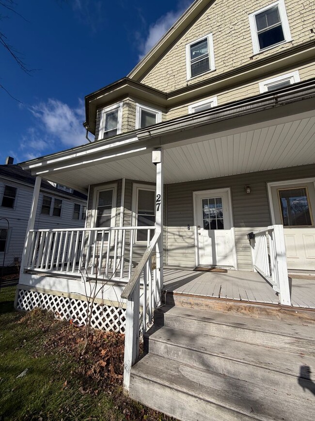 Building Photo - 27-29 Dalton Ave