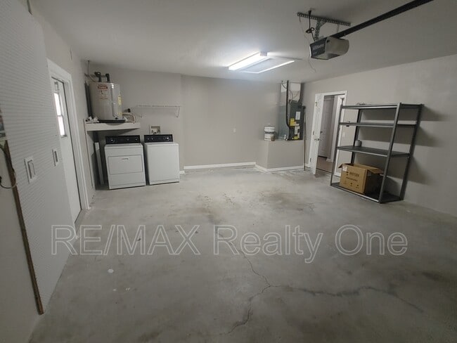 Building Photo - 6755 W Oak Park Blvd