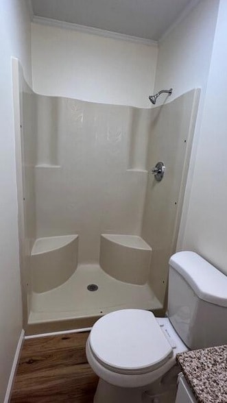 Building Photo - 115 N Valley Dr NW