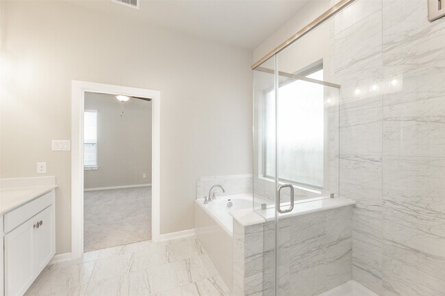 Building Photo - 24219 Tallgrass Mdw Trl