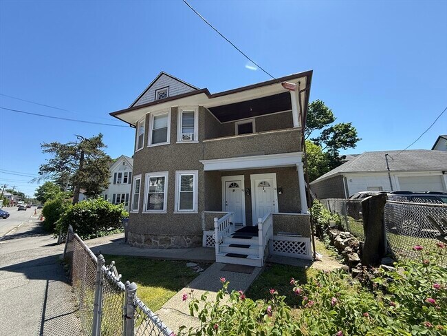 Building Photo - 62-64-64 Lawrence St