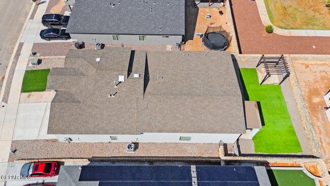 Building Photo - 13757 Villa Vista Ave