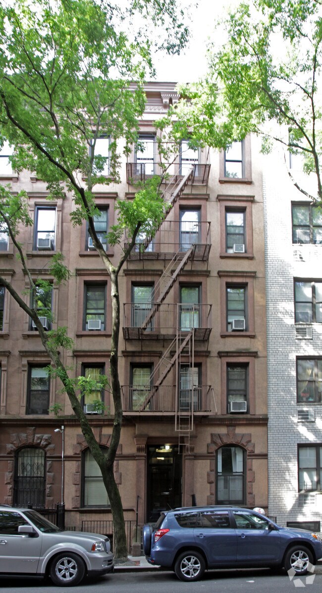 322 E 89th St - 322 East 89th Street