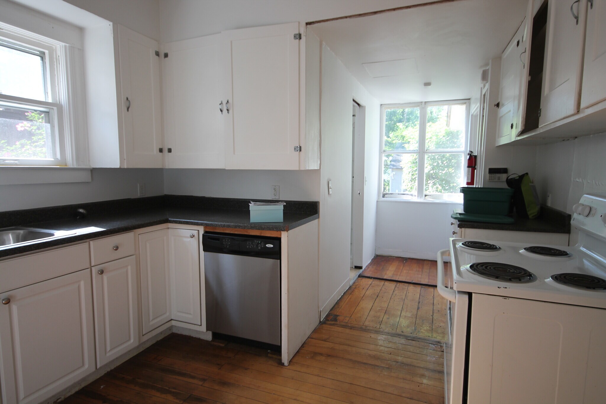 Building Photo - 607 Minor Ave