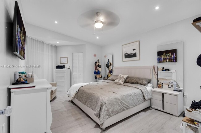 Building Photo - 15452 SW 50th Terrace