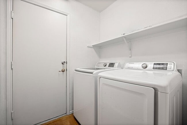 Building Photo - 5305 Park At Woodlands Dr