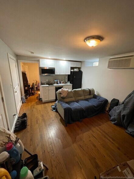 Building Photo - 842 Dorchester Ave
