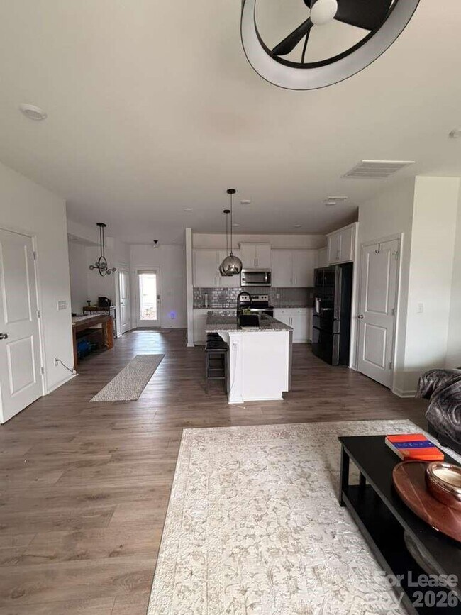 Building Photo - 10312 Guardian Dr