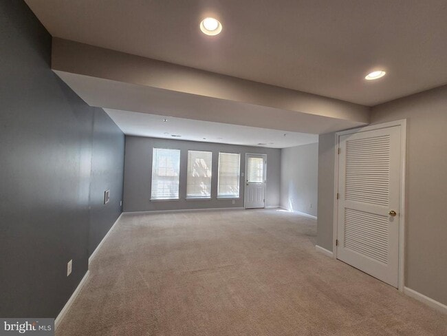 Building Photo - 10410 Damascus Park Ln
